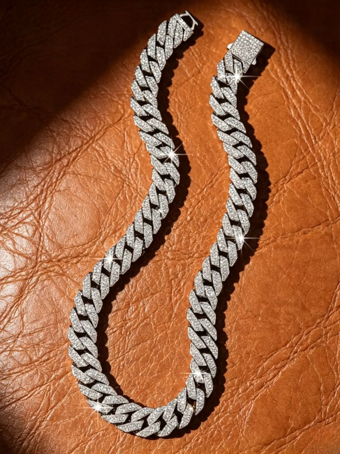 Luxury Silver Color Cuban Link Necklace, Full Chain Rhinestone Men's Party Jewelry, Unique Fashion Statement, All Seasons Wear