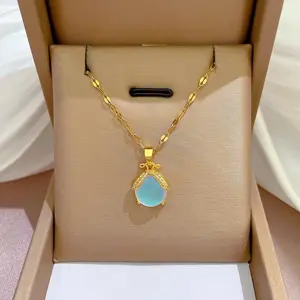 Fashion cute and harmless seven-star ladybug necklace crystal clear crystal aurora bee ladybug personality design pendant gift
