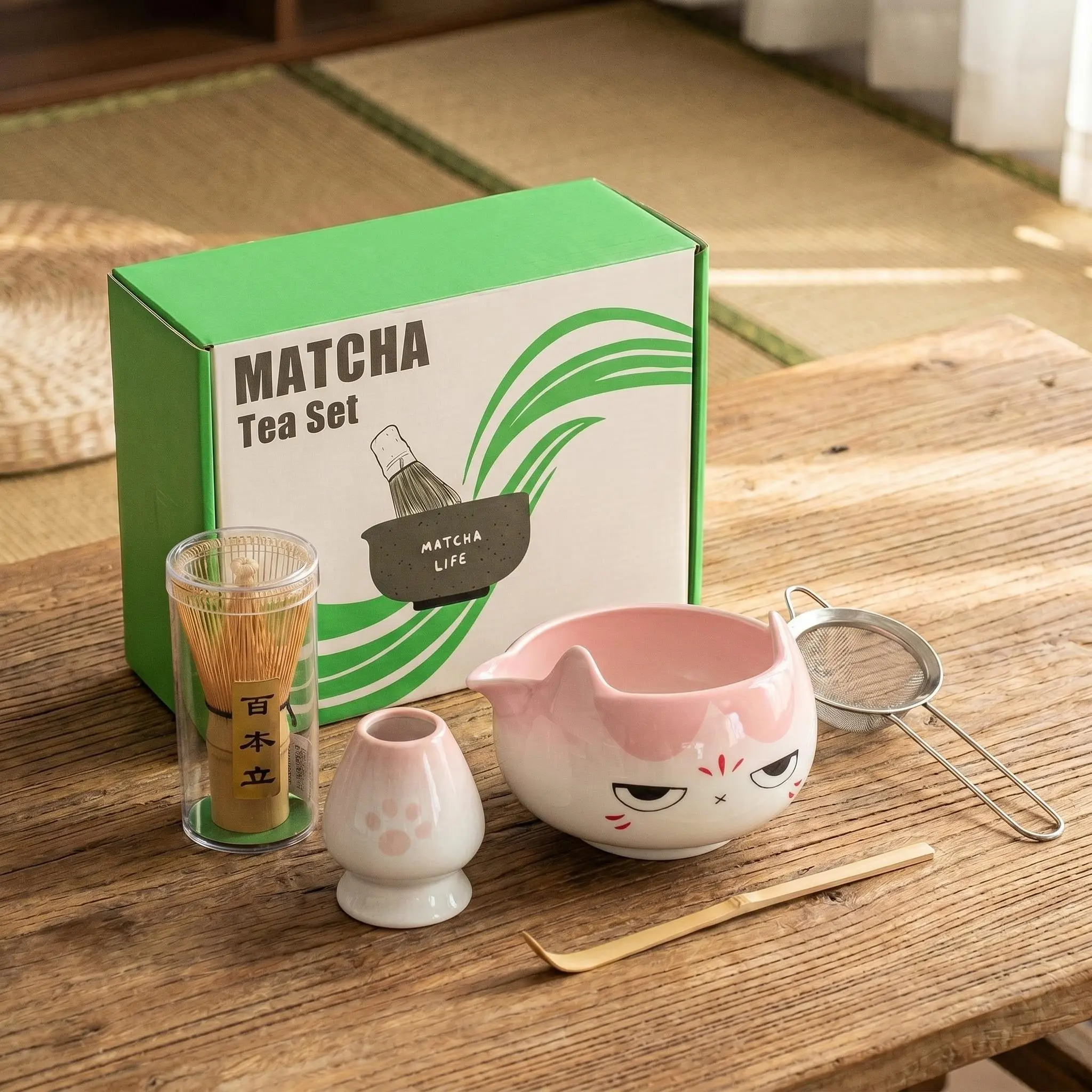 Matcha Whisk Set, Cute Cat Matcha Kit, Ceramic Bowl with Spout, 2-Piece Perfect Matcha Tea Set, Japanese Tea Tools, Tea Making Tools, Ideal for Daily Drinking or Tea Ceremony