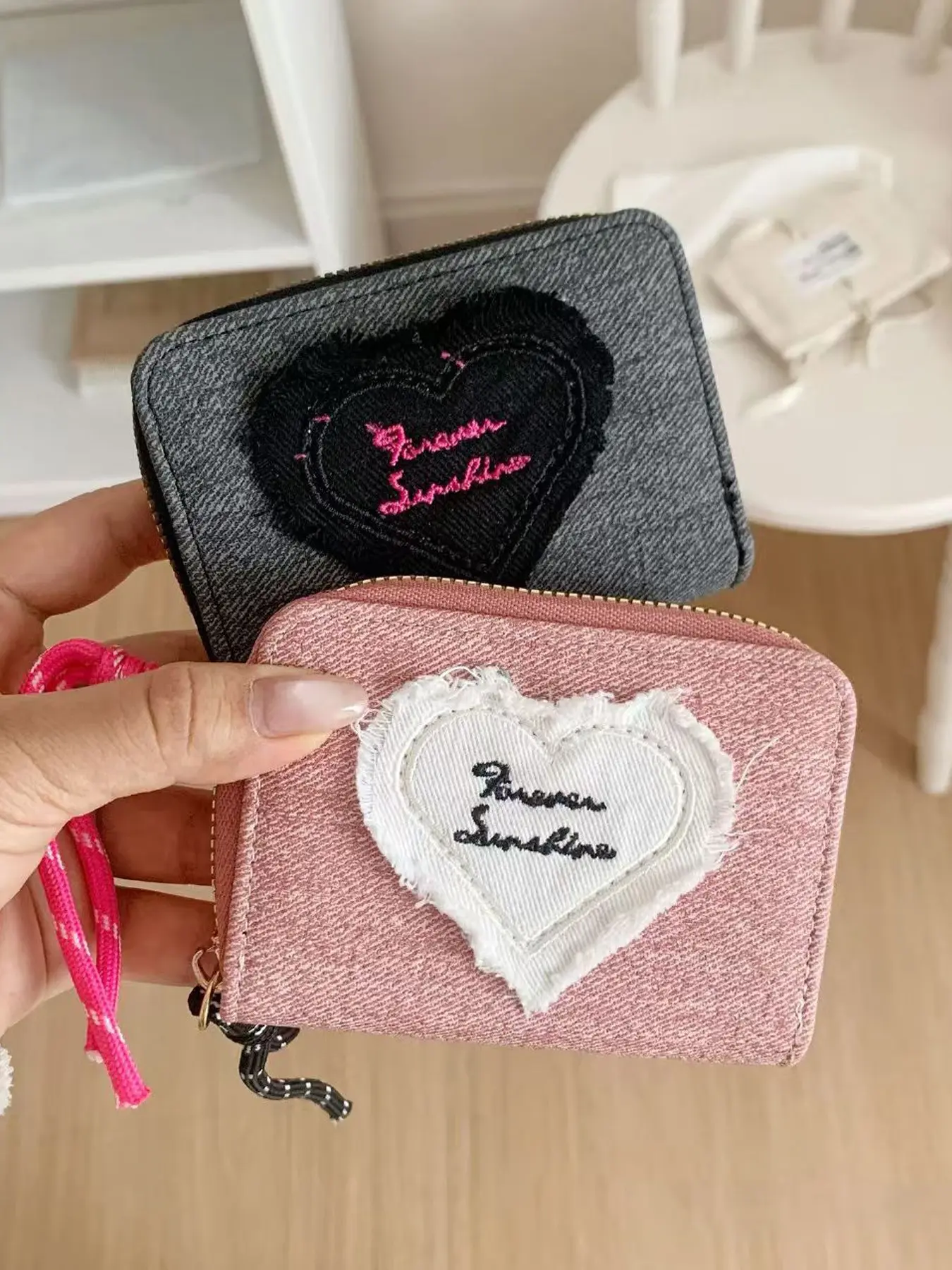 Dopamine Denim Wallet with Heart Strap, Fashion Retro Zipper Card Holder, Portable Multi-Card Slot Ladies Wallet, Trendy Vintage Design, Card Slots Wallet