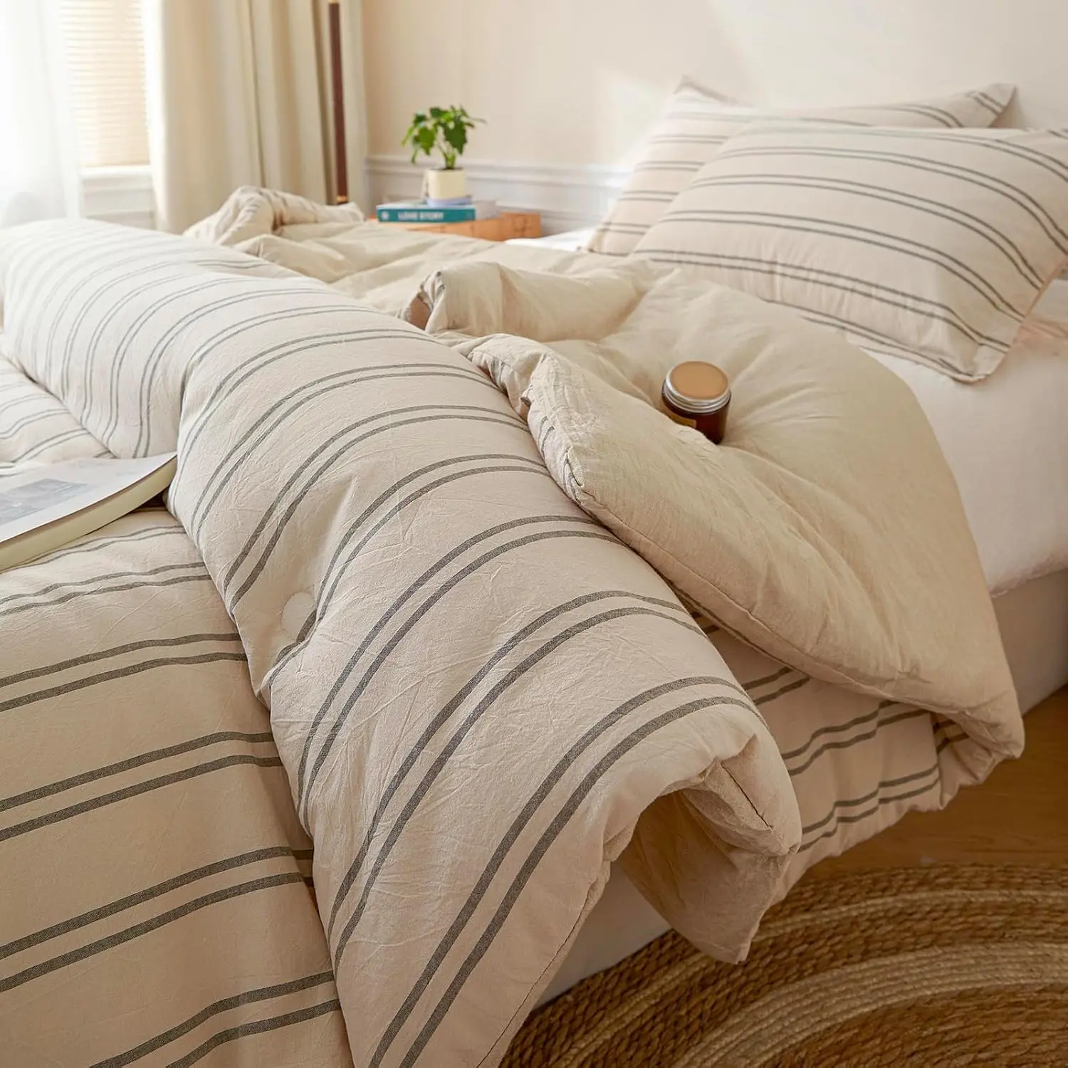 Stripe  Comforter Set - Soft Lightweight Bedding 3 count Dyed Bed Set with 2 Pillow Shams,Reversible    Down Alternative( Size 90"x90" Beige)