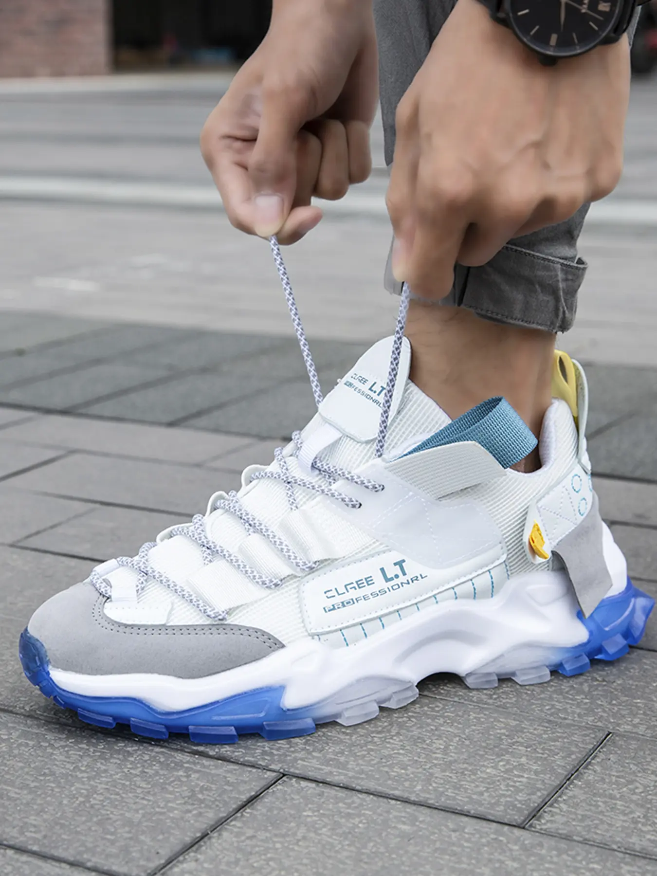 Men shoes Sneakers Male tenis Luxury sports shoes Mens  casual Trainer Race Breathable fashion loafers running  Shoes for men Men Low Top