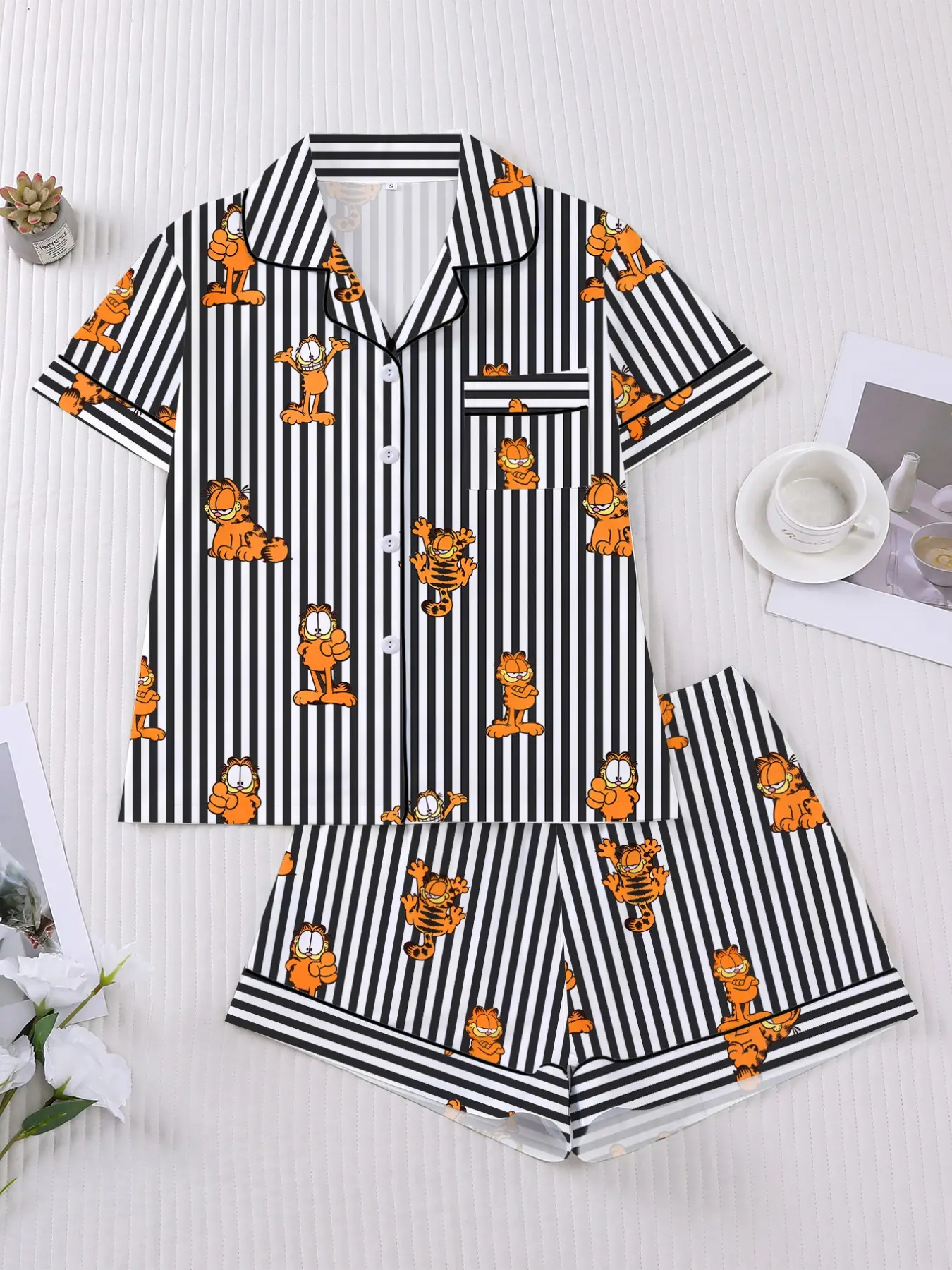Women's Pajama Set, Cartoon Cat Print, Short Sleeve Button-Up Top, Elastic Shorts, Elegant Fitted Sleepwear, All Seasons Comfort