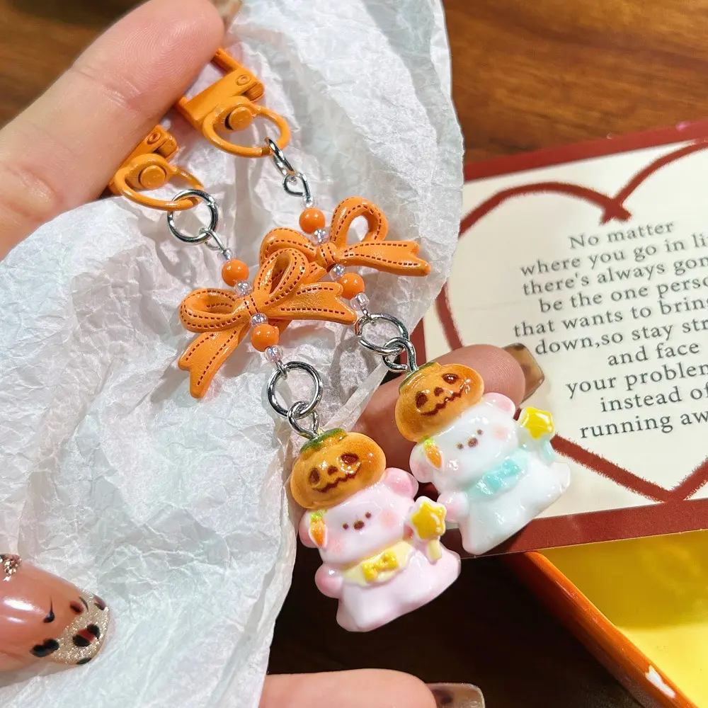 Cute 3D Halloween Pumpkin Westie Keychain - Funny Cartoon West Highland White Terrier Bag Charm with Star & Bow Pendant, Aesthetic Novelty Keyring, Unique Backpack & Purse Hanging Accessory, Perfect Holiday Gift for Dog Lovers