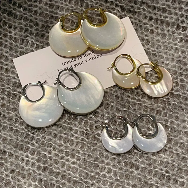 Natural double-sided white mother-of-pearl earrings, high-end handmade, unique earrings, fashionable commuter earrings