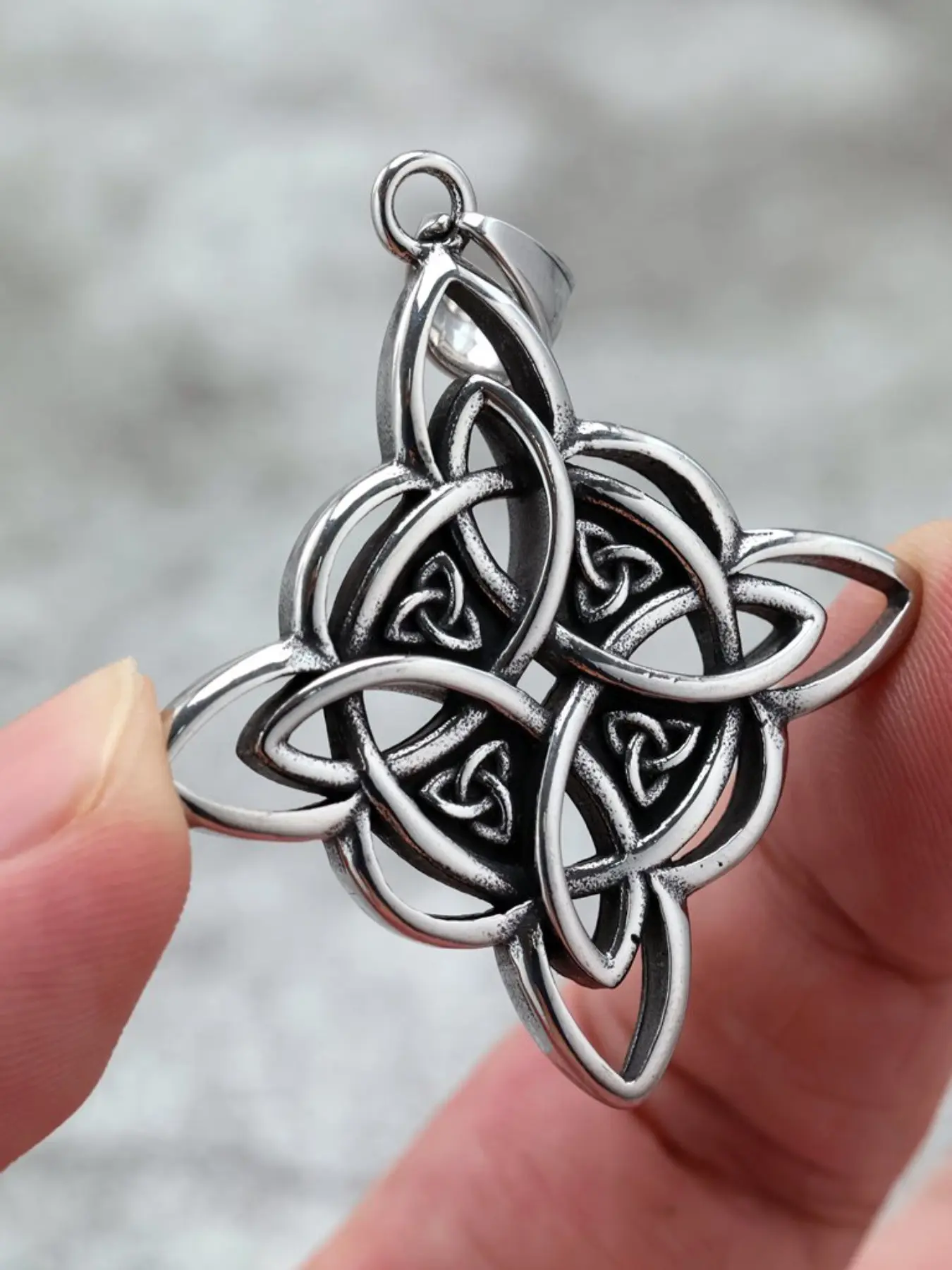 Viking Celtic knot pendant necklace, Norse mythology jewelry, medieval Nordic pagan amulet, Viking armor chain, perfect gift choice #VikingJewelry #CelticKnot #NorsePagan #Necklace #VikingAesthetic