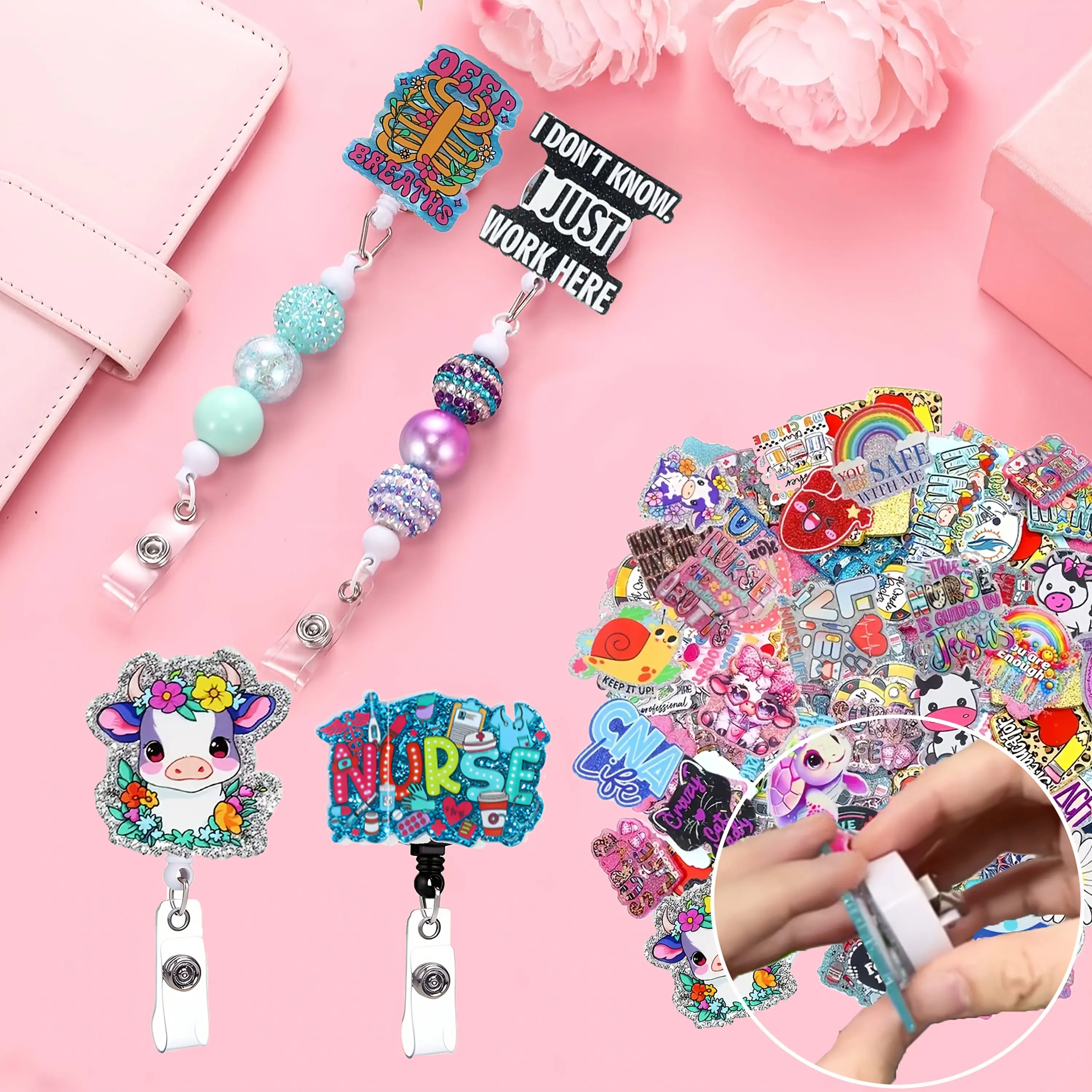 2D Flat, 2D Flat - 32pcs/ Set Mix Acrylic Flatback Beadable Badge Reels Retractable Keychain Kits Beaded Gift for Friends Nurses, Teachers, Offices As Gifts Christmas & Halloween Gift, 2D Flat