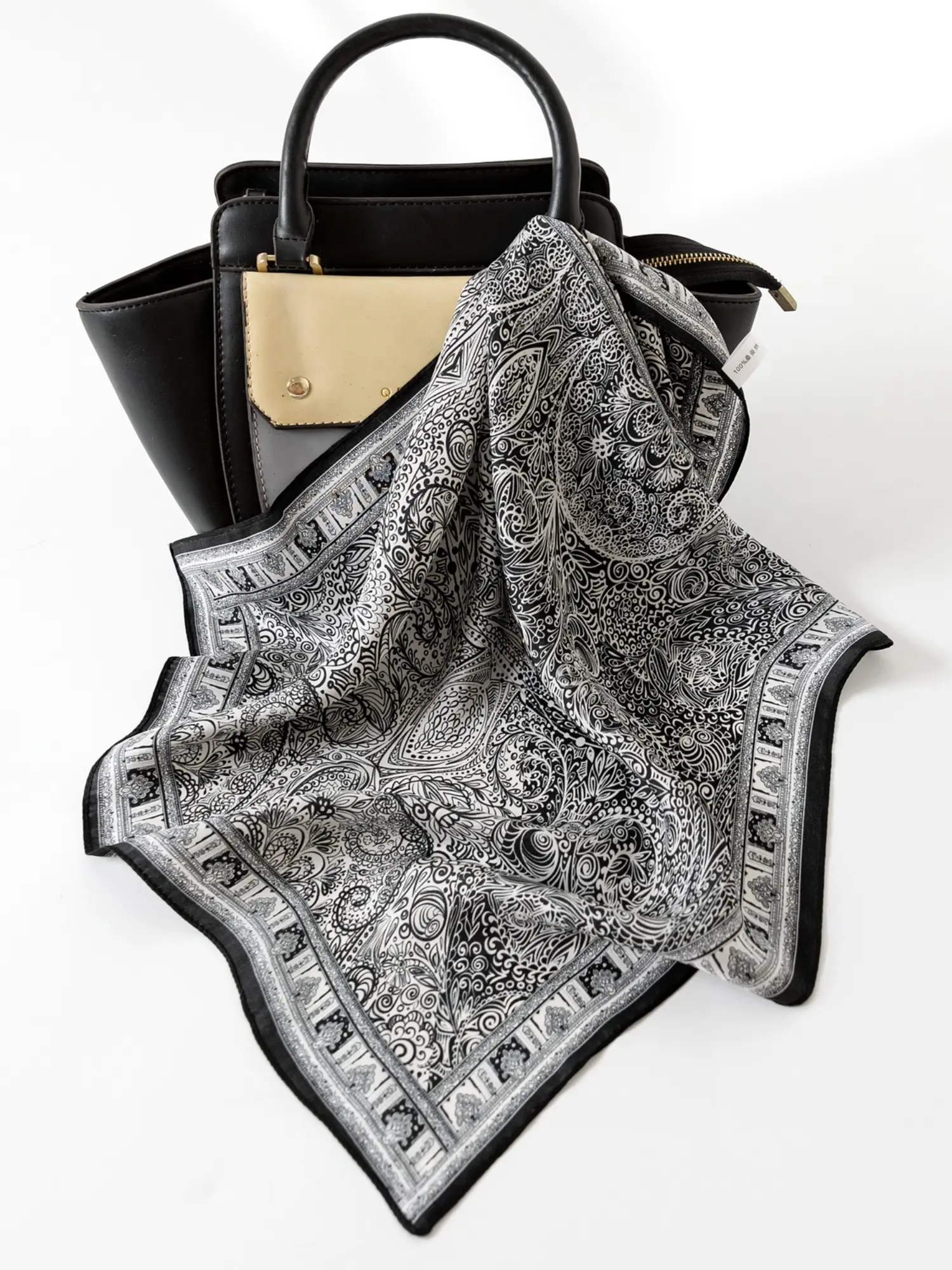 Chinese Vintage Lotus Pattern Silk Scarf, 100% Mulberry Silk Shawl, Breathable, Windproof, Perfect for Daily Wear and Gifts
