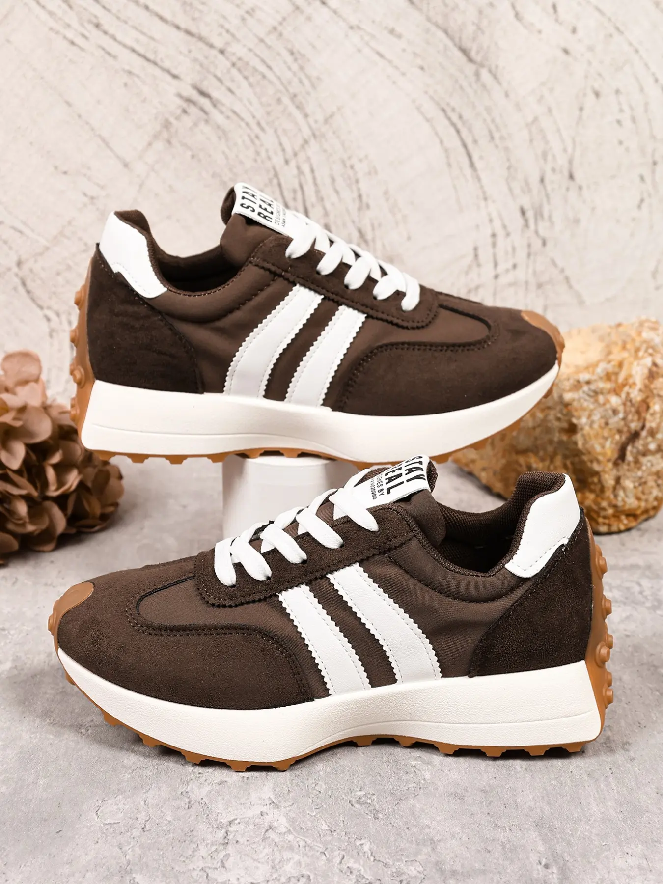 Women's Lace-Up Casual Breathable Lightweight Sports Shoes, Non-Slip Gym Running Training Sneakers, Durable All-Season Footwear