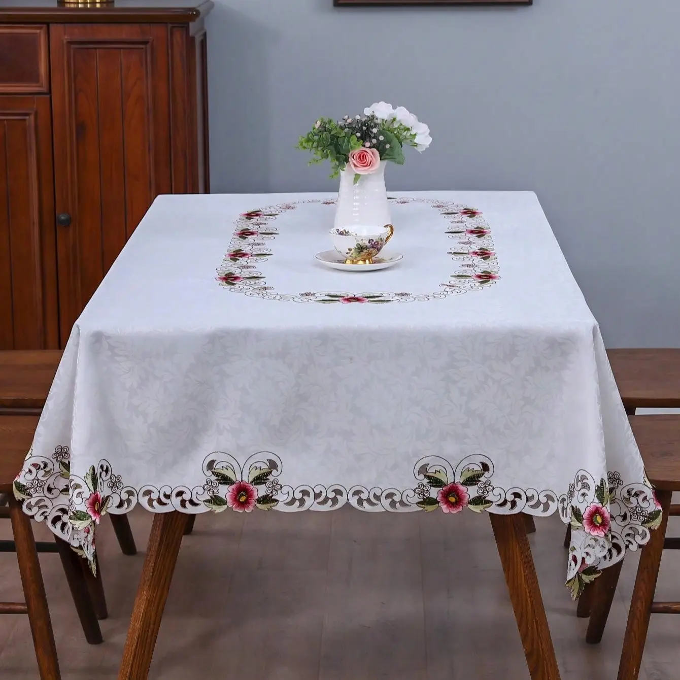 Embroidered Floral Cutout Tablecloth, Luxury Polyester Jacquard, Dustproof Heat-Resistant, Square Rectangular, Home Decor, Wedding Party Festival