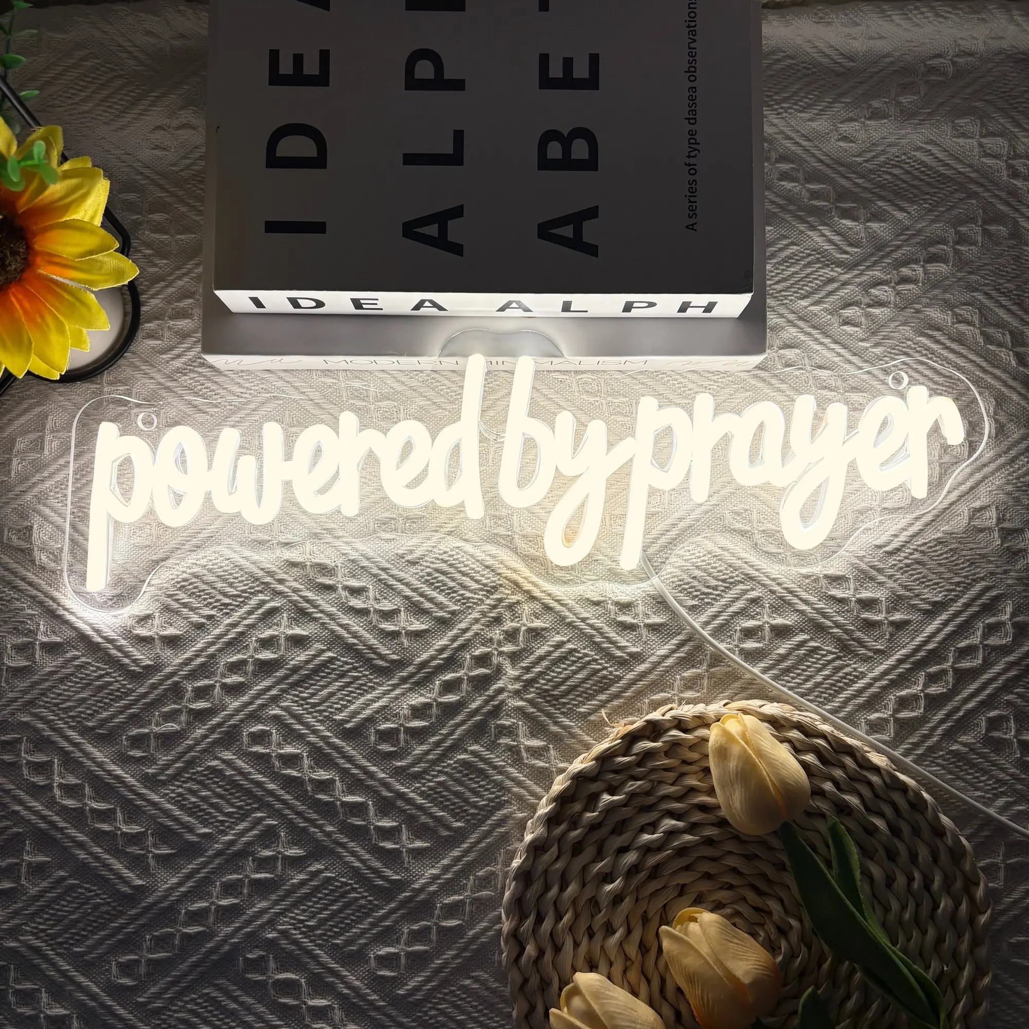 LED neon decorative light expressing prayers and hopes; a compact, wall-mountable decoration; USB-powered; suitable for bedrooms and living rooms