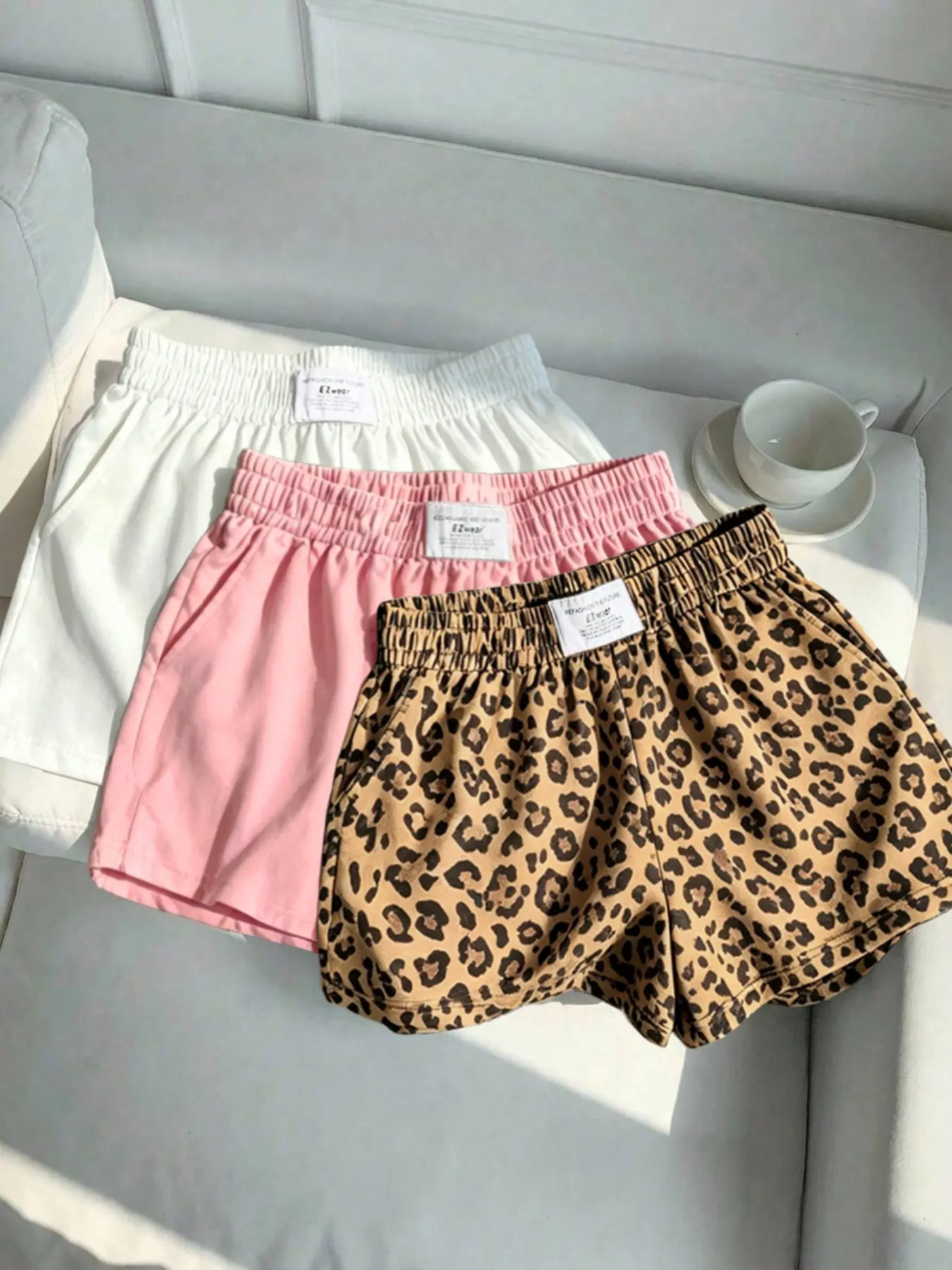 3 pieces of Y2K women's American retro wild leopard print all-over printed and 2 pieces of solid color loose casual knit shorts, sweet and sexy style, multiple color options, Everyday, perfect for summer daily home and work wear, versatile, Fit