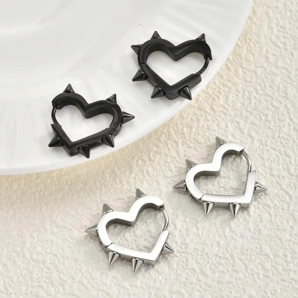 Gothic Punk Rivet Heart Hoop Earrings, Hypoallergenic Stainless Steel Piercing Jewelry for Men & Women, Rust-Resistant Party Wear