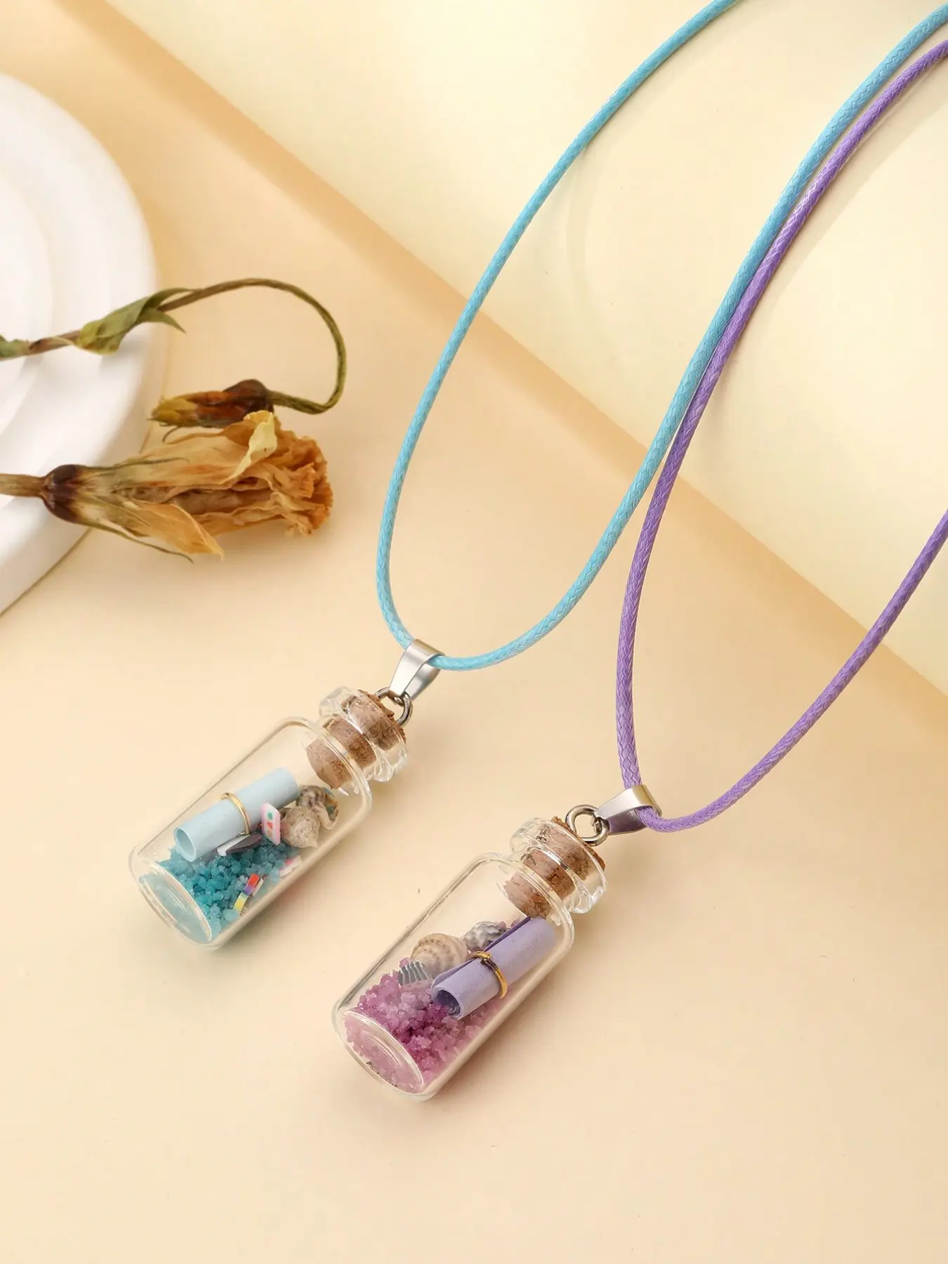 Cute Creative Night Light Wish Bottle Pendant Necklace, Glowing Drift Bottle Accessory, Write Messages, Innovative Gift for Men and Women