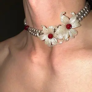 Eye-catching Iris Flower Silver Pearl Choker - Niche Design Clavicle Necklace