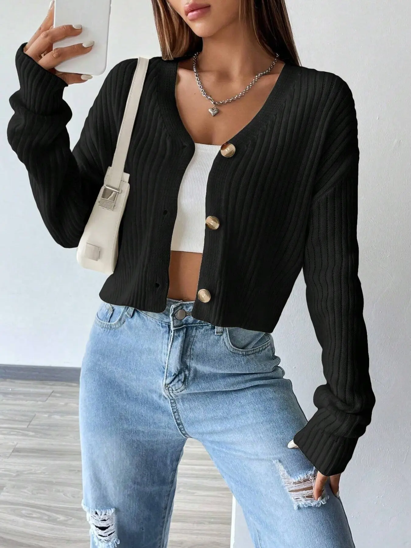 Women's Solid V-Neck Button Long Sleeve Knit Cardigan, Spring Autumn Everyday Casual Cropped Sweater Coat, Suitable for Daily Commute, Dating, Vacation and Party