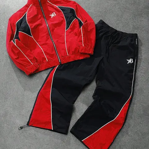 Two-Piece Men's Streetwear Tracksuit: a Millennial-Inspired Color-Blocked Star-Print Stand-Up Collar Zip-Up Jacket + Drawstring Trousers; Loose-Fitting and Windproof, Perfect for Everyday Streetwear and Sportswear; Athletic Sweatsuit