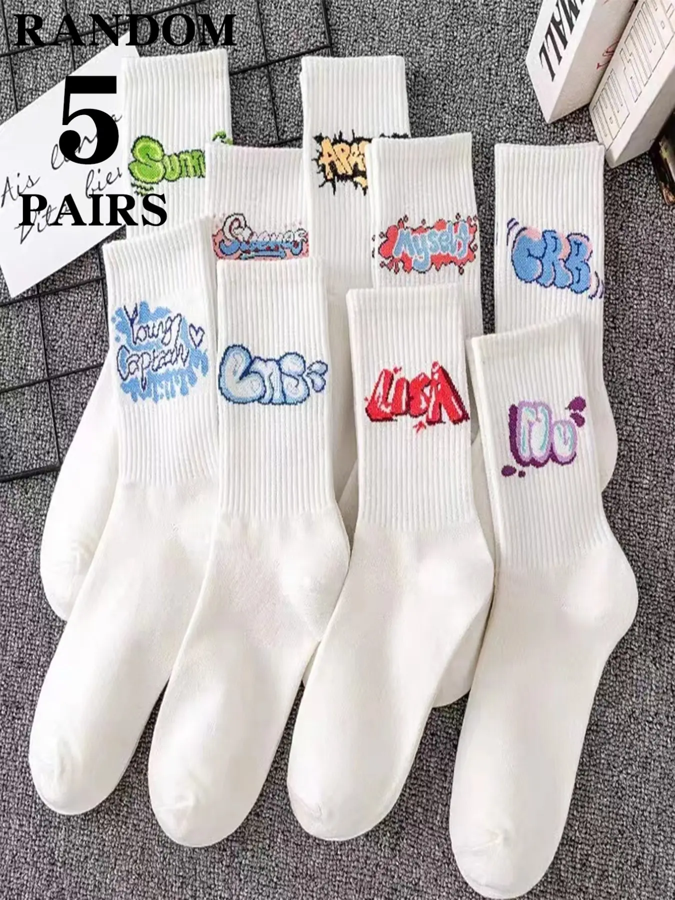 Random 5 Pairs American Graffiti Colorful Letter Crew Socks, Fun Design, Comfortable Fit, Perfect for Daily Wear