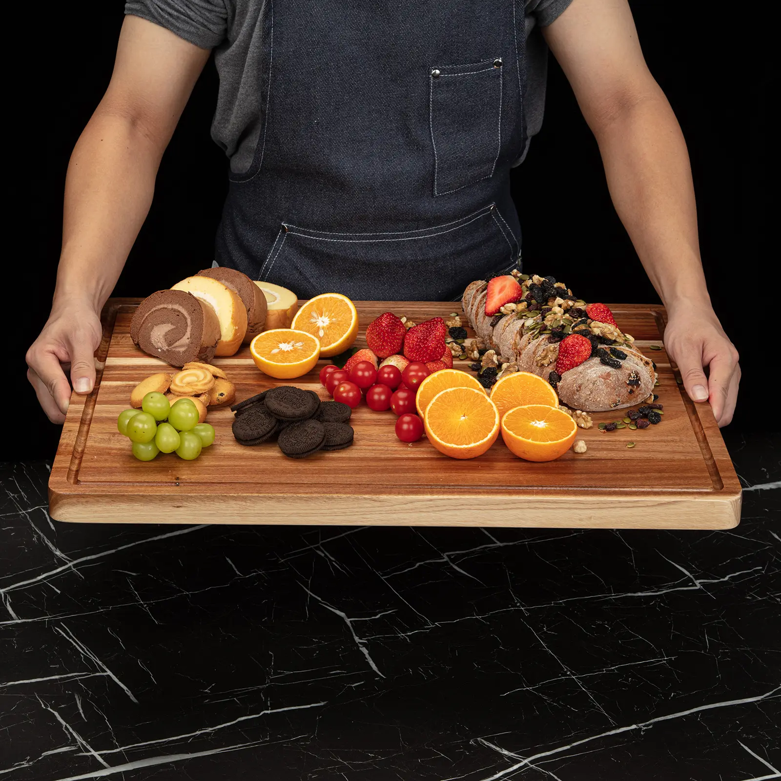 Wooden Cutting Board, 20x15 Inches Large Acacia Wood Cutting Board with Deep Groove and Handles for Kitchen, Reversible Wood Chopping Boards for Meat, Vegetables and Fruit