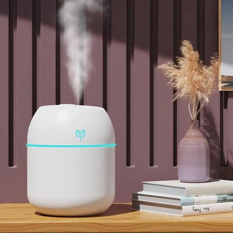 USB Mini Air Purifier Humidifier, Silent Large Spray, Cute Design, Ideal for Office and Home Use, Compact and Portable