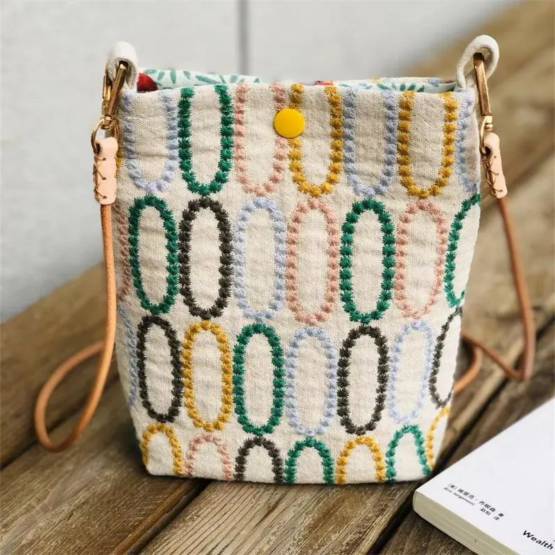 Hand-Embroidered Mini Crossbody Phone Bag – Cute Unique Floral Pouch, Lightweight Small Purse for Women, Portable Travel & Outdoor Essentials Bag
