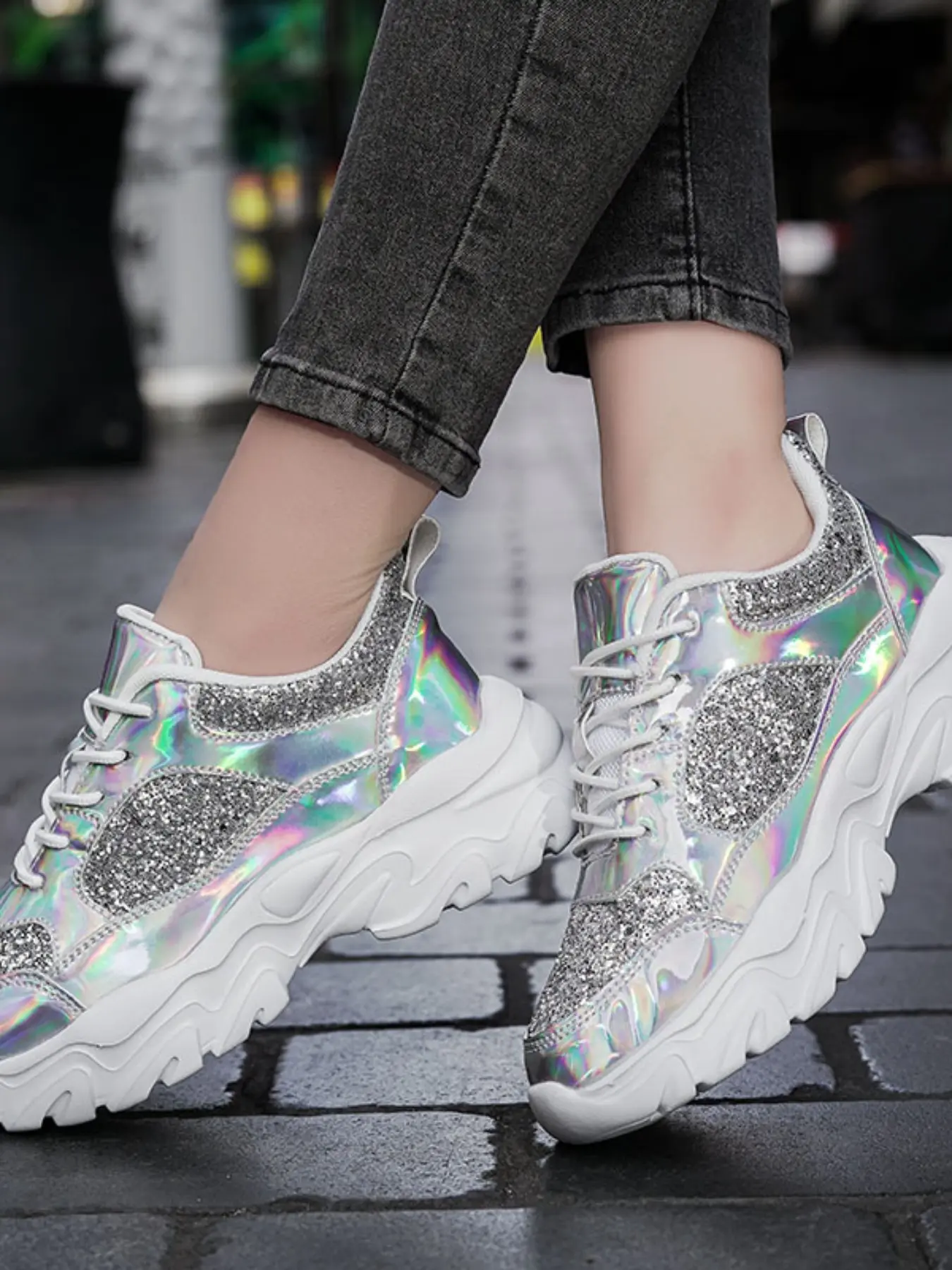Women's Holographic Glitter Platform Sneakers, Lace-Up Streetwear Dad Shoes, Trendy Footwear for Casual, Comfortable & Stylish Design
