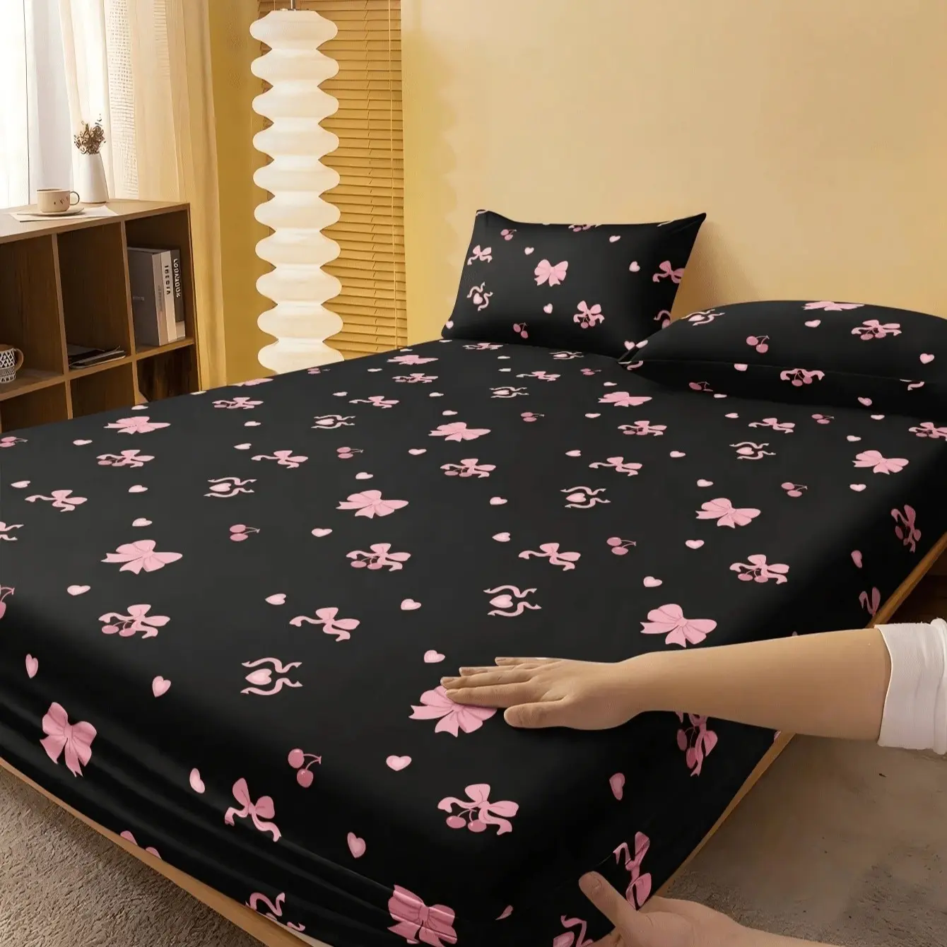 3pc black powder bow print bedding set, Bedding essentials, including 1 bed cover and 2 pillowcases, does not include pillow core, suitable for single, double beds, soft and comfortable, suitable for bedrooms, guest rooms, and dormitories