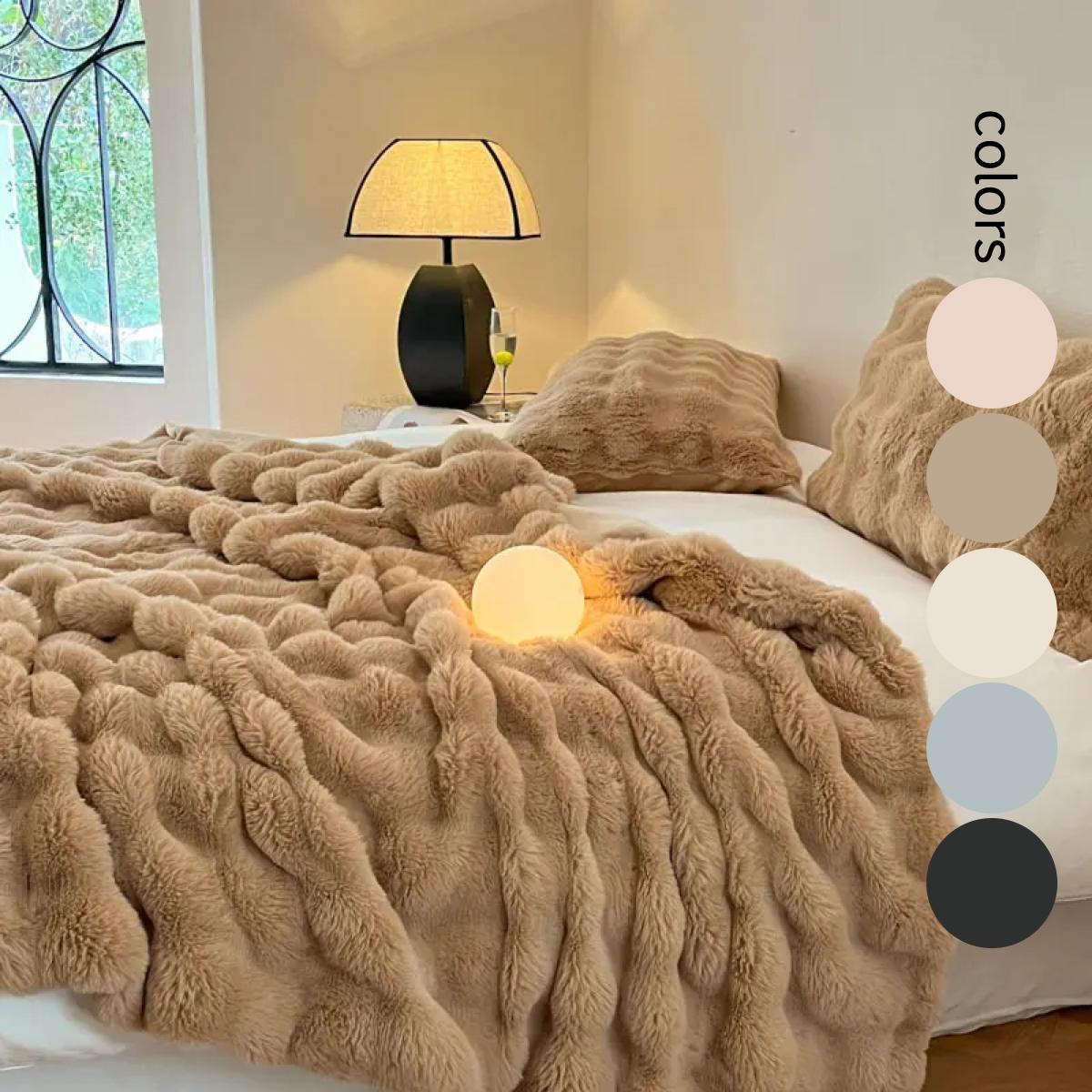 Solid Color Faux Rabbit Fur Blanket, 1 Count Comfy Skin-friendly Warm Throw, Room Accessories, Bedding Supplies for Home Bedroom Living Room Dormitory, Fluffy Blanket