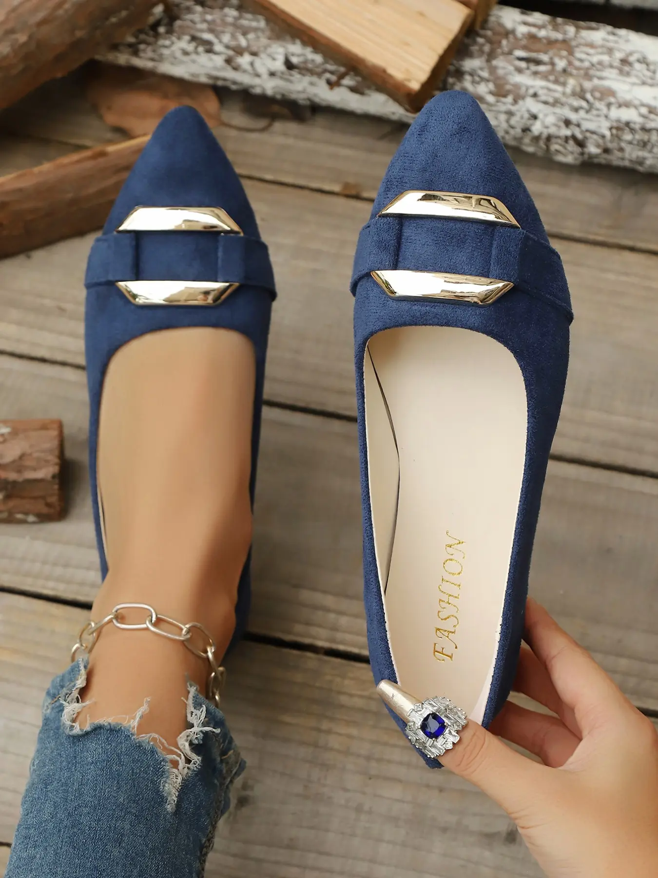 Women's Velvet Pointed Toe Flat Shoes, Metal Buckle Design, Slip-On Style, Elegant Office Wear, Versatile Daily Footwear