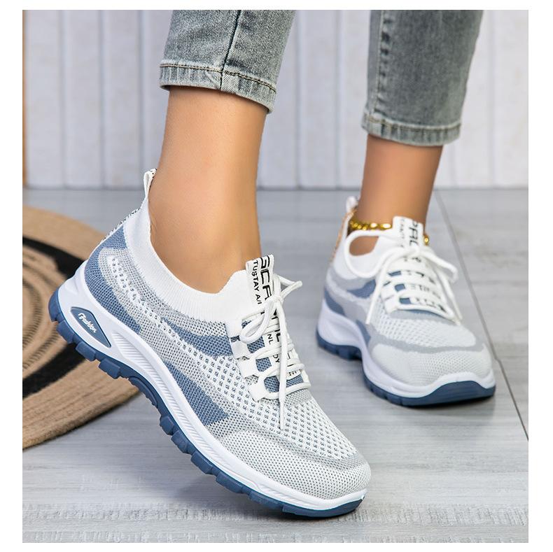 New women's sneakers, fly-knit mesh shoes, low-cut lightweight casual shoes, comfortable and versatile single shoes