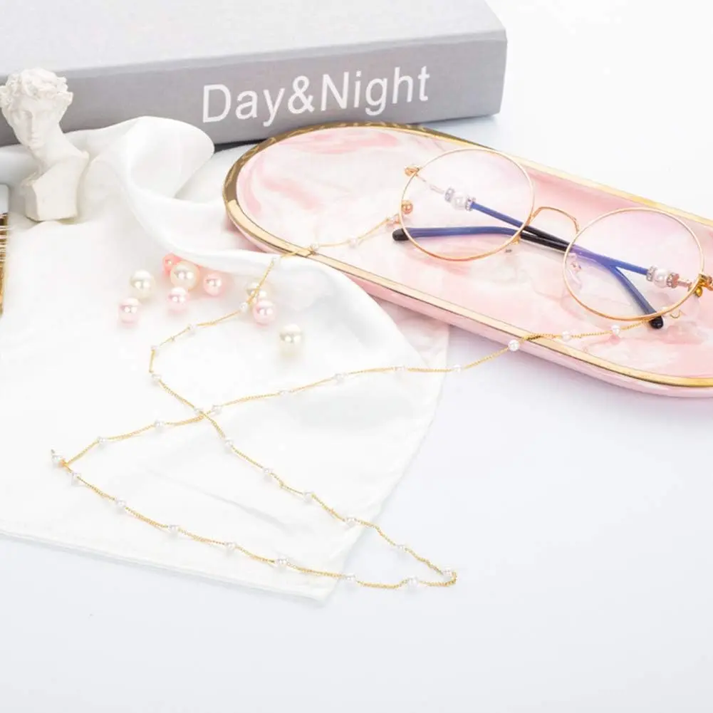 Women's Pearl Eyeglass Chain, 18K Gold Plated Elegant Sunglasses Strap