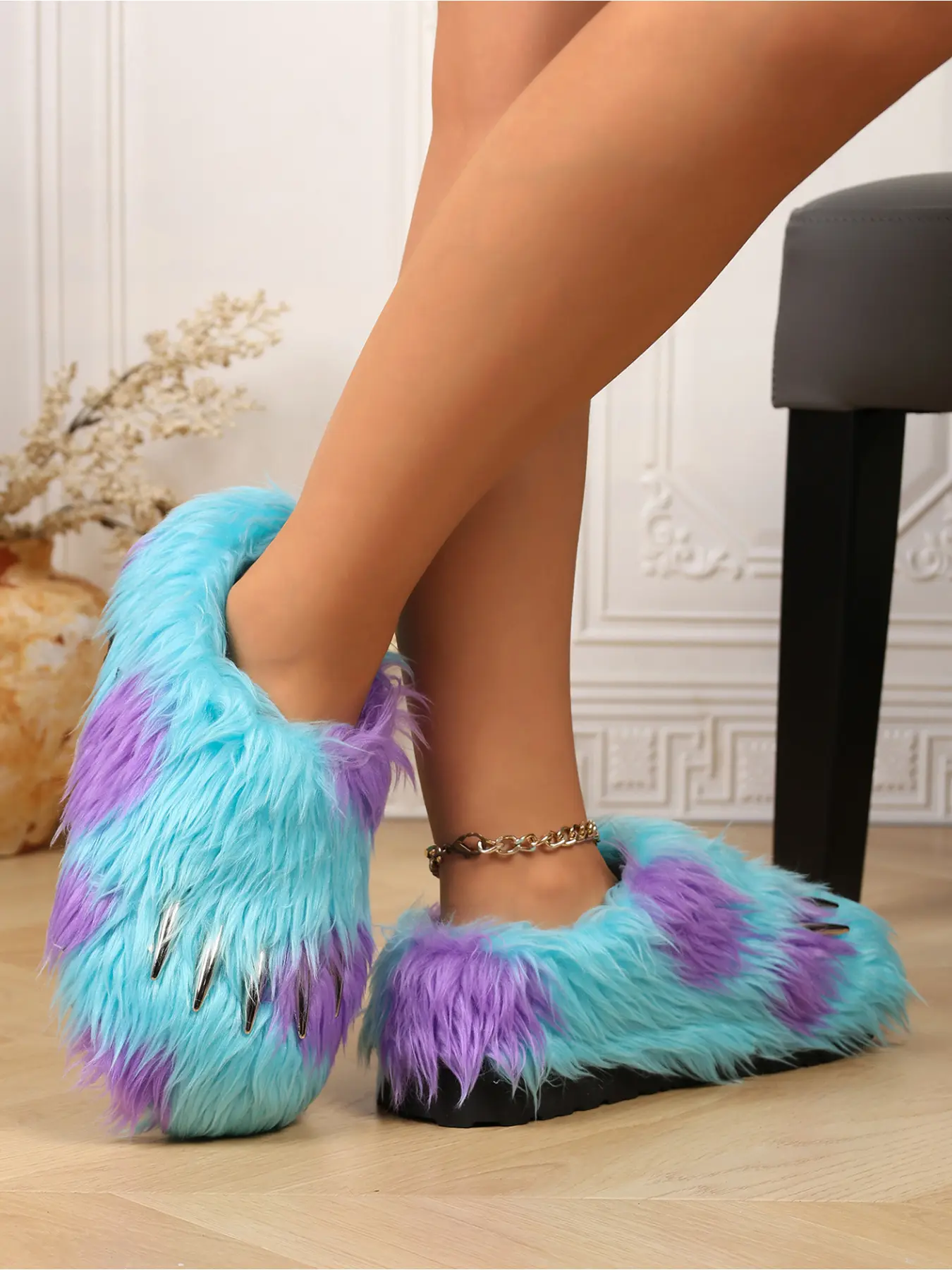 Y2K Funky Two Tone Monster Claw Shaggy Furry Mule Slippers For Winter Indoor Halloween
