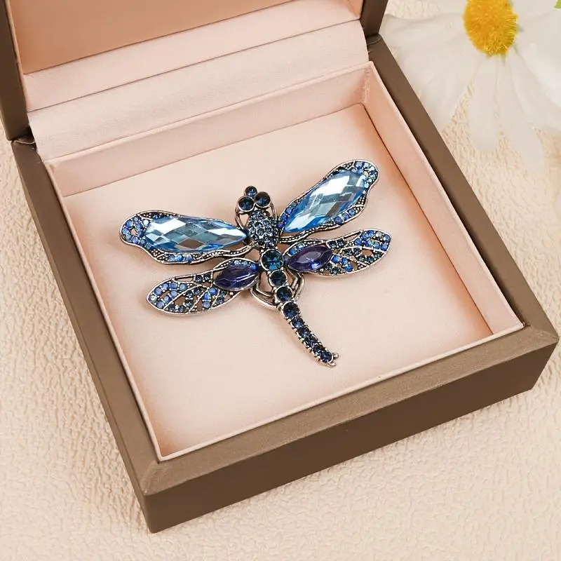 An Exquisite Blue -encrusted Dragonfly Brooch, a Creative and Versatile Pin for Suit and Clothing Decoration, Suitable for Daily Wear and as a Holiday Gift