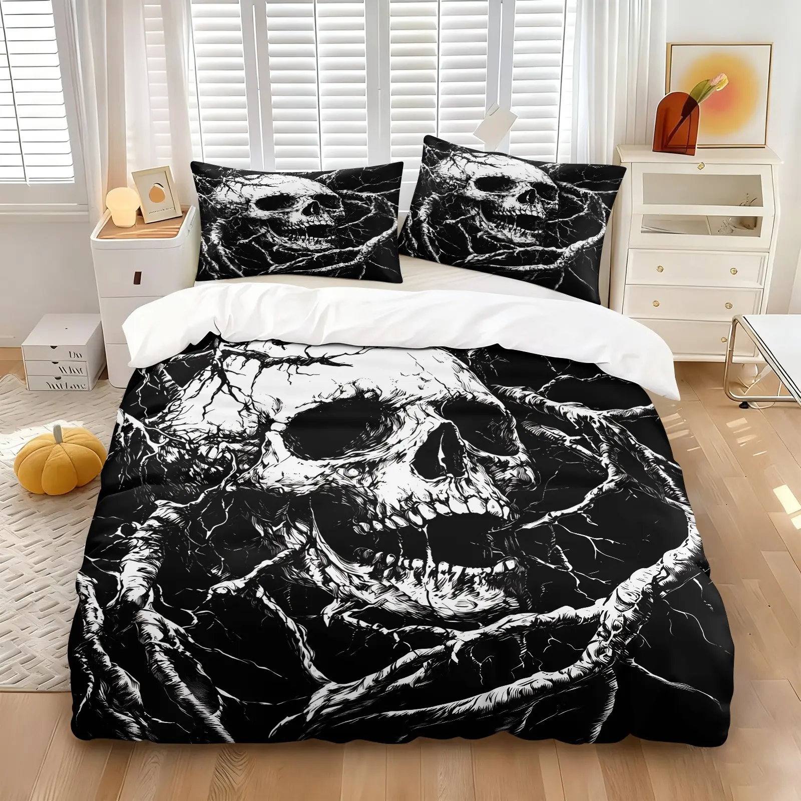Black White Hand Drawn Skull Thorn Creative Print Duvet Cover Set, Include 1 Quilt Cover and 1/2 Pillowcases, Dark Gothic Art Atmospheric Bedroom Decor Comforter Cover, Horror Lovers Bedding Essentials