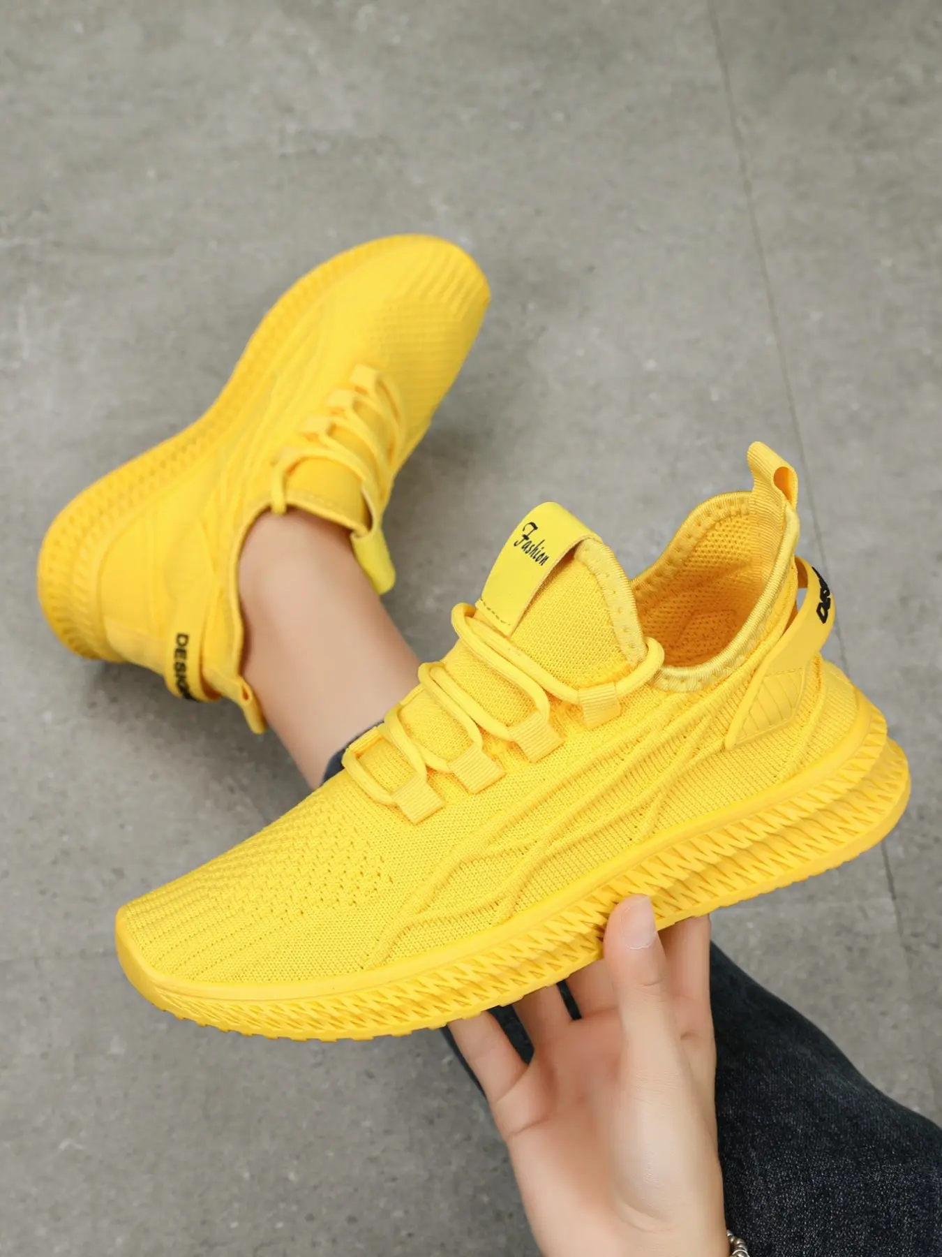 Women's Breathable Flyknit Sneakers, Comfortable Soft Sole Running Shoes, Lightweight Casual Footwear for All Seasons