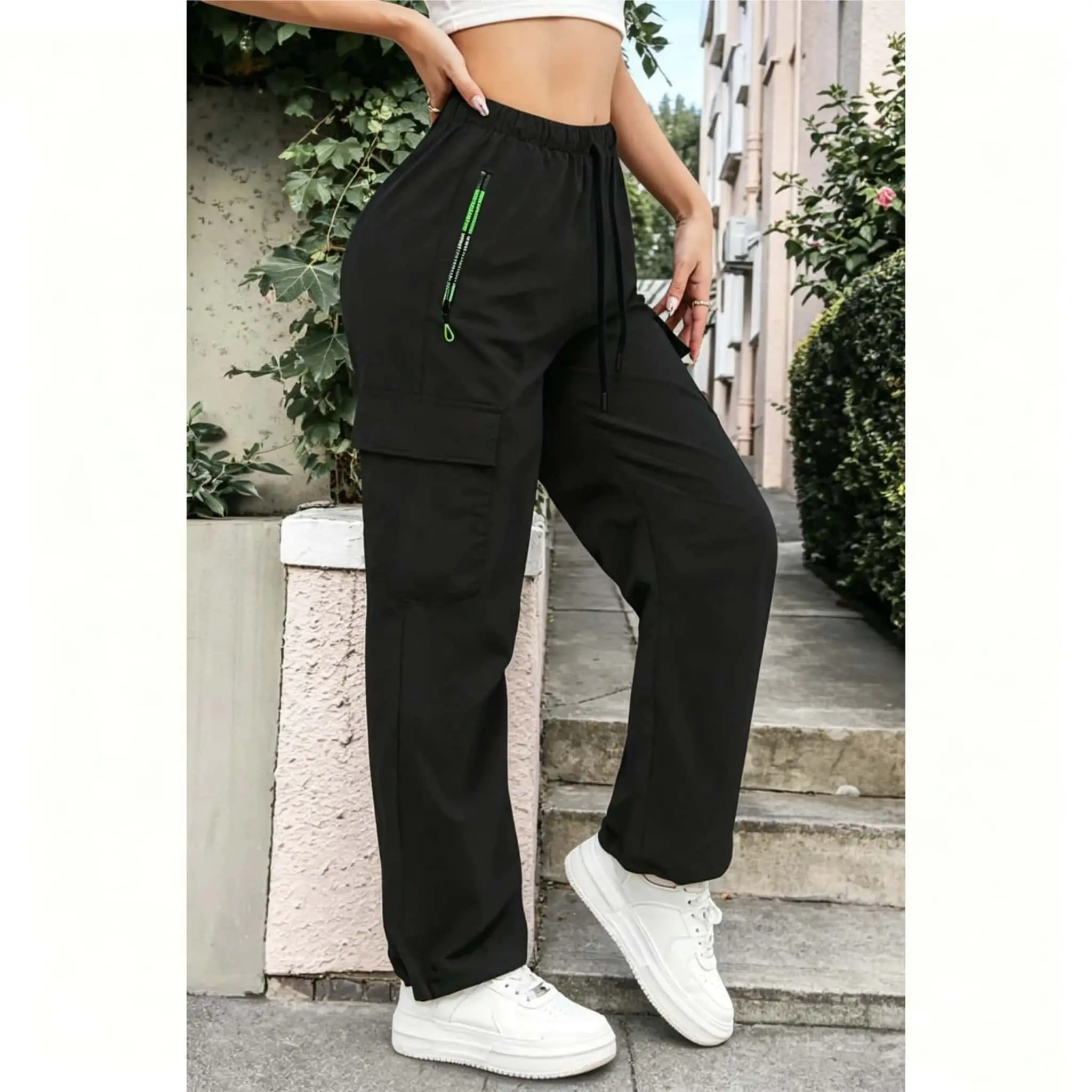 Women's Sports Joggers with Deep Pockets, High-Waist Loose Straight Leg, Dry-Wicking Squat-Proof Fabric for Yoga & Gym, Dry-Wicking Women's Sports Joggers, Quick Dry