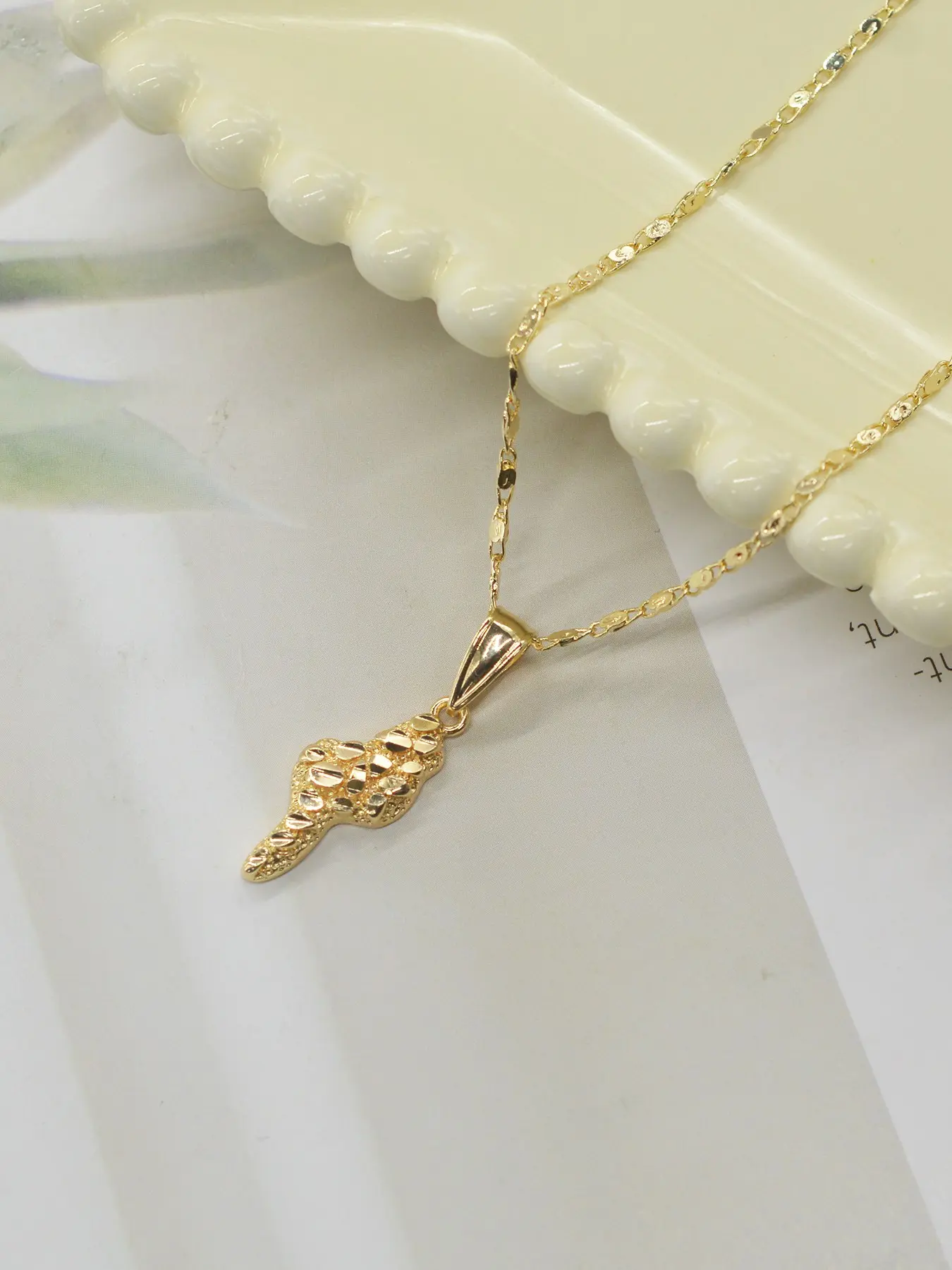 Vintage Textured Palestine Map Relief Pendant Necklace, Unisex Daily Jewelry, Party Gift, Holiday Present