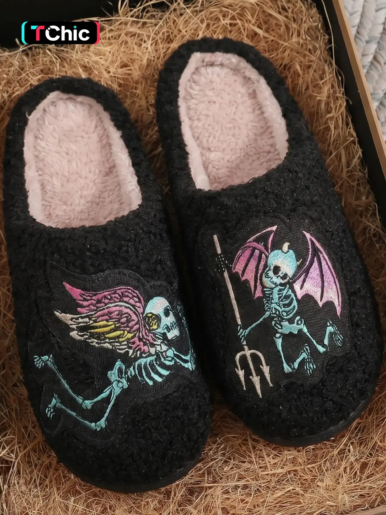 Dark Punk Skull Embroidered Home Slippers, House Slipper, Cozy Textile Indoor Shoes, Soft Lining, Non-Slip Sole, All-Season Comfort, Couples' Fashion