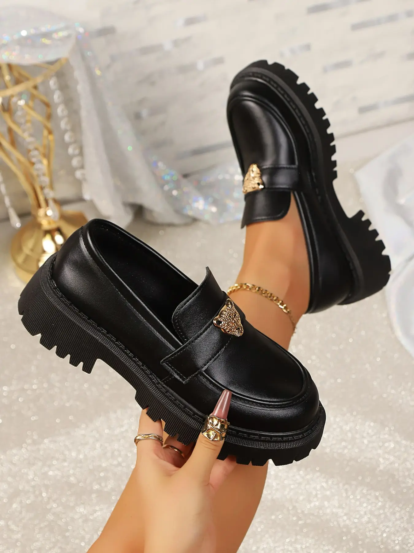 Women's Glossy Thick Sole Loafers, Leopard Head Decoration Slip-On Shoes, Casual College Style Commuter Women's Shoes, Fashionable Flats