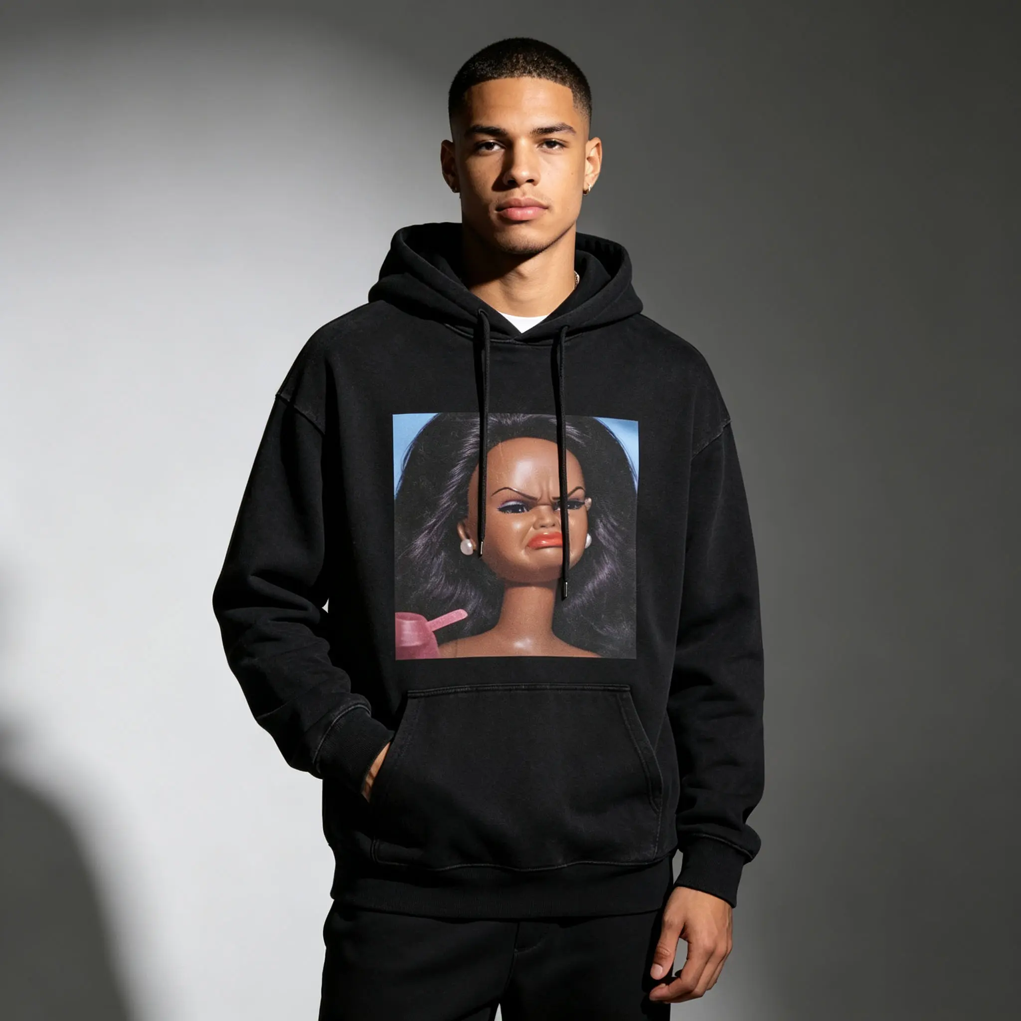 Men’s Funny Grumpy Black Barbie Doll Meme Photo Graphic Oversized Black Pullover Hoodie, Sassy Attitude Viral Internet Meme Retro Doll Sweatshirt, Realistic Screenshot Print, Soft Thick Fleece Loose Drawstring Hooded Top for Meme Lovers Trendy Casual Stre