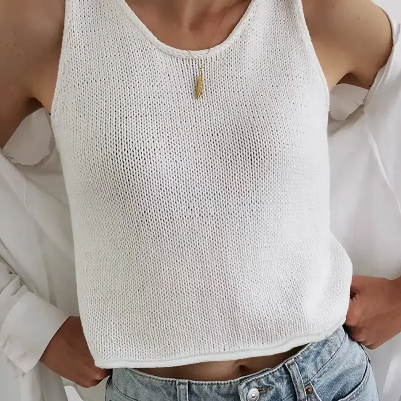 Women's Plain Basic Round Neck Crop Short Soft Knit Construction Sweater Vest, Casual Fitted Sleeveless Cropped Knit Top for Spring & Fall, Sleeveless Fitted Design, Fashion Women's Knitwear for Daily Wear, Minimalist, Womenswear