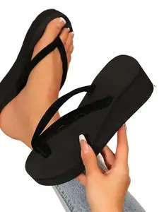 Thick Sole Flexible Sandals for Women, Soft Anti-Slip Bottom, Comfortable for Summer Beach and Shopping, Stylish and Practical Footwear