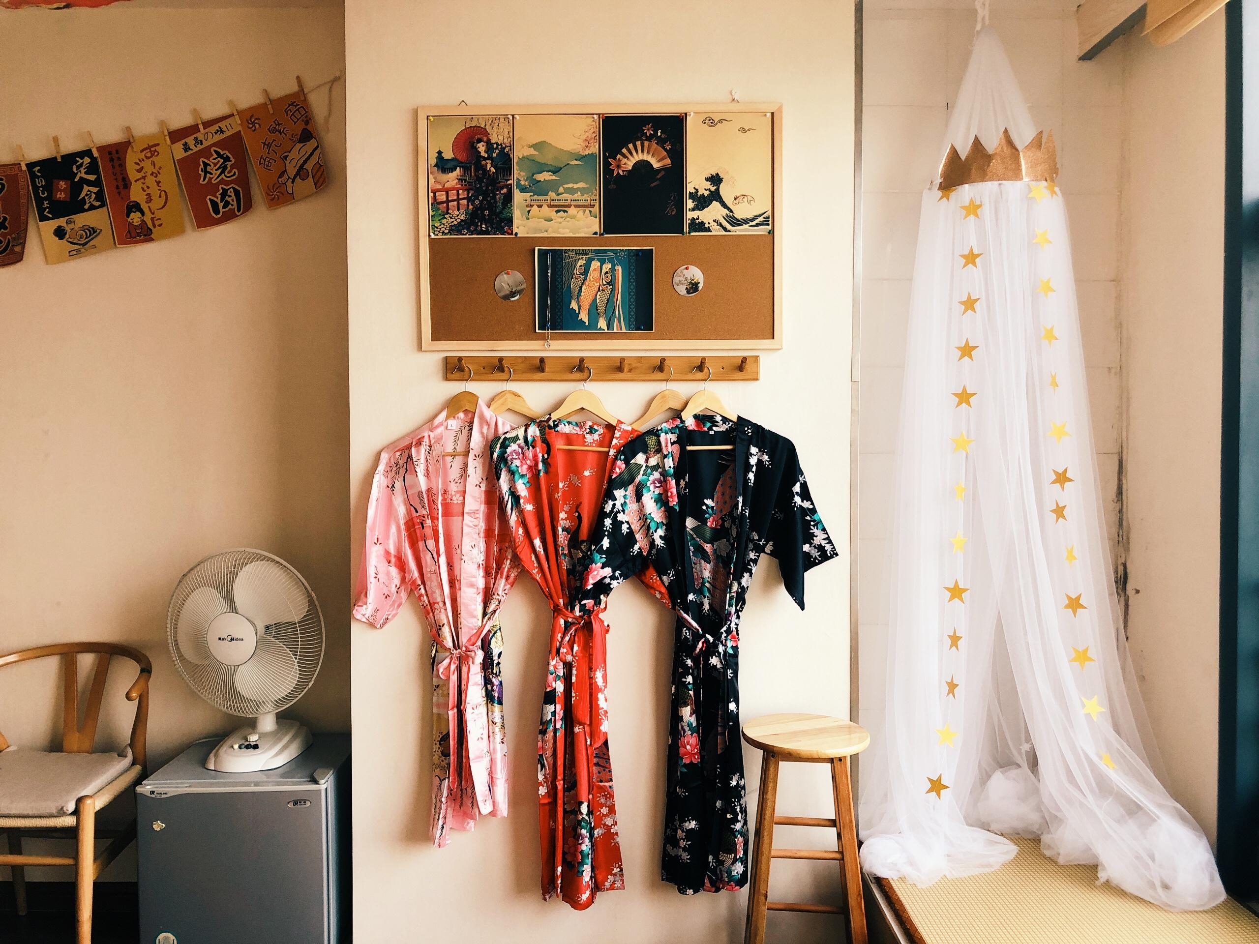 Lace Up Woman Peacock Print Japanese Kimono Yukata Silk Satin Short Style Sleepwear Home Nightgown Bath Robe Costume