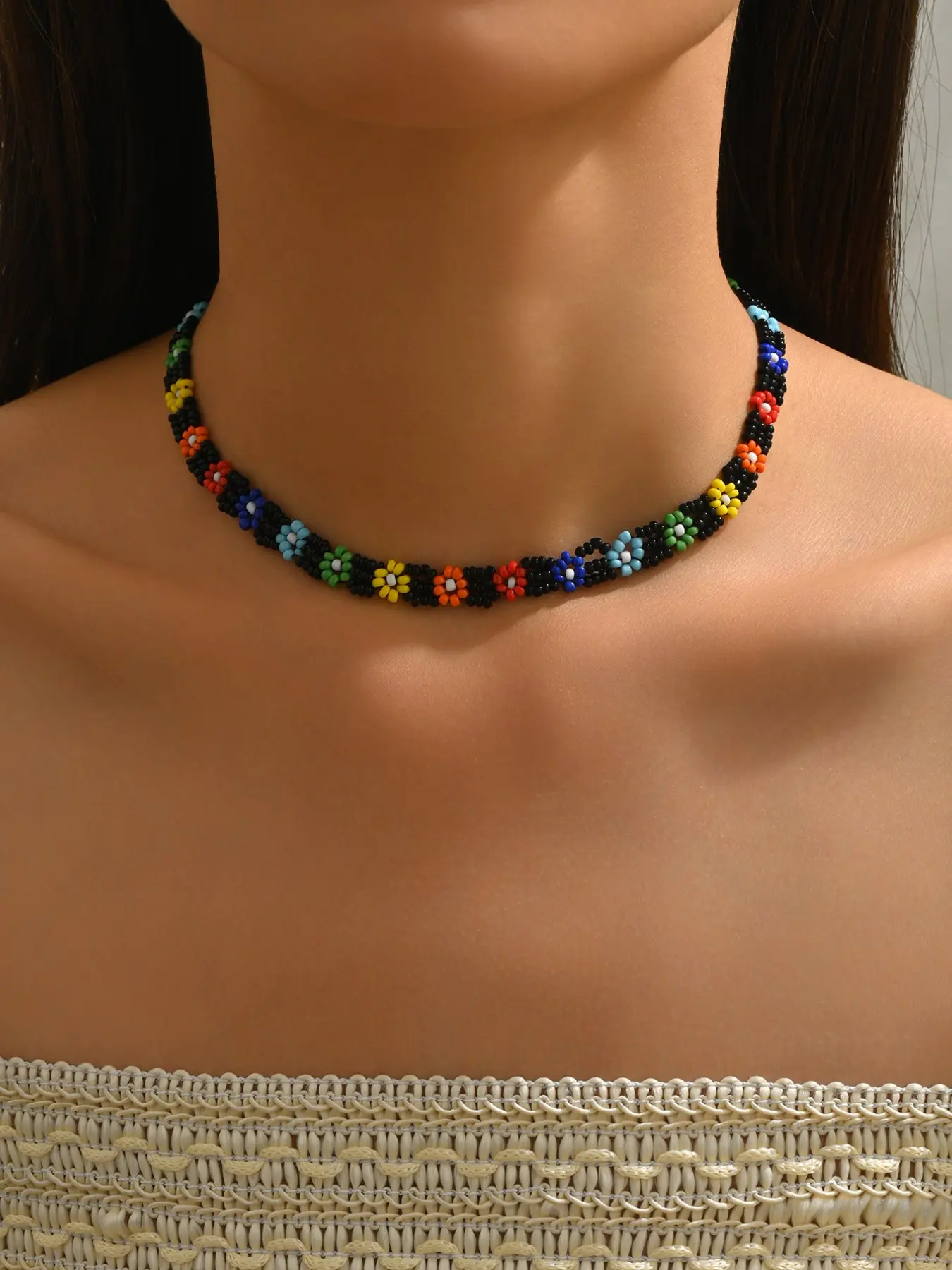Bohemian Beaded Flower Necklace for Women, Handcrafted Design with Random Color Beads, Perfect for Daily Wear & Special Occasions