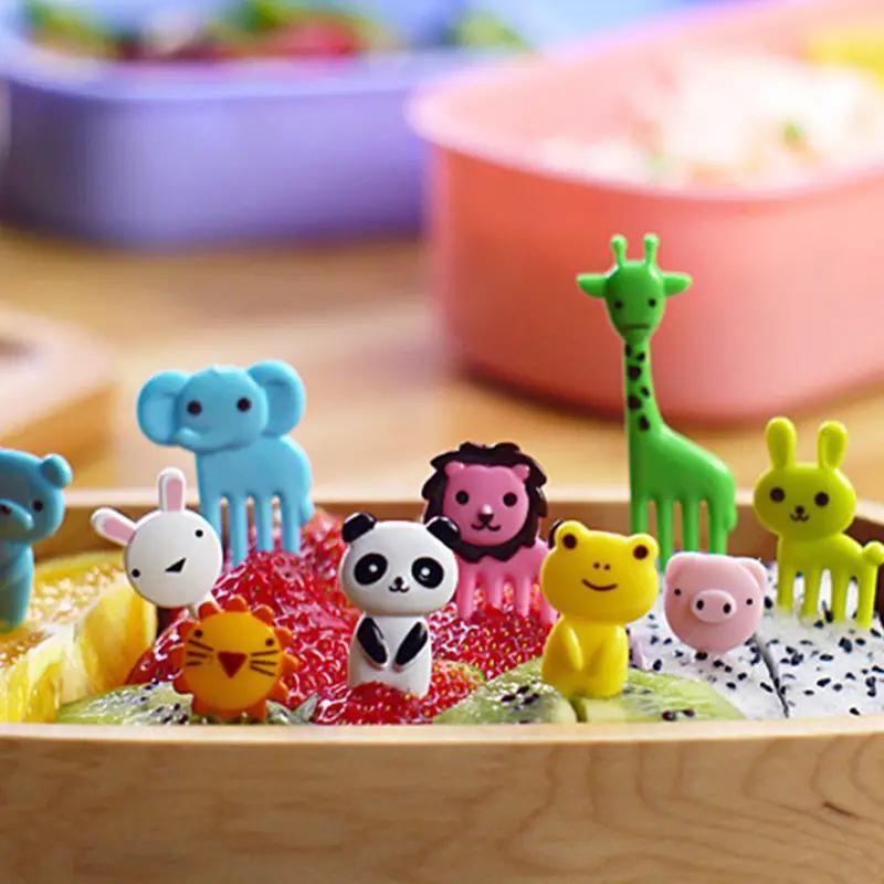 10pcs Random Style Animal Design Mini Lunch Picks, Small Cartoon Fruit Forks, Cutlery, Tableware, Utensils, Vegetable & Fruit Toothpicks, Suitable for Kids