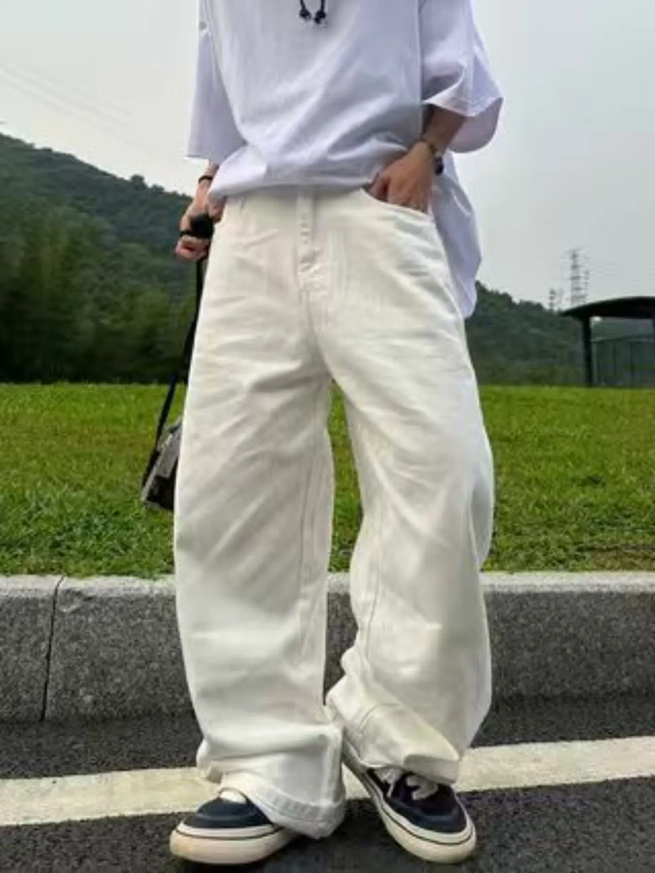 Men's Simple Solid Loose Jeans, Casual Fashion Denim, Comfortable Denim Long Pants, Trendy Wide Leg Trousers, All Season Street Style, Multiple Sizes Available