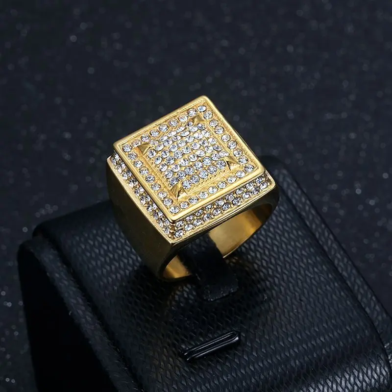 New European and American cross-border hip-hop nightclub ring, titanium steel vacuum gold-plated luxurious full-diamond HIPHOP men's ring, Statement Ring