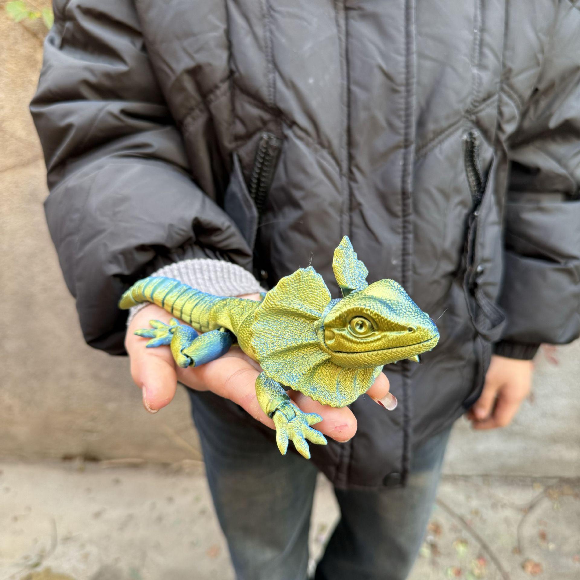 3D Printed Frilled Lizard Toy Articulated Full Body Movable Joints Animal Figurine Birthday Gift