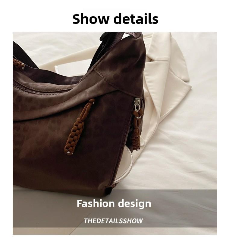 Fashion Leopard Print Crossbody Bag New Chain Fashionable and Versatile Shoulder Bag for Women Casual and Simple Commuting Bag