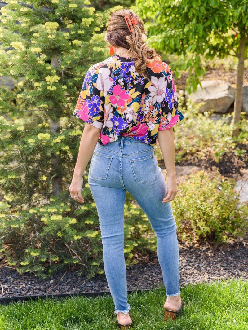 Plus Size Women's Plain Ripped Button Fly Skinny Stretchy Jeans, Fashion Casual Raw Hem Denim Pants for Daily Outdoor Wear, Ladies Bottoms for All Seasons